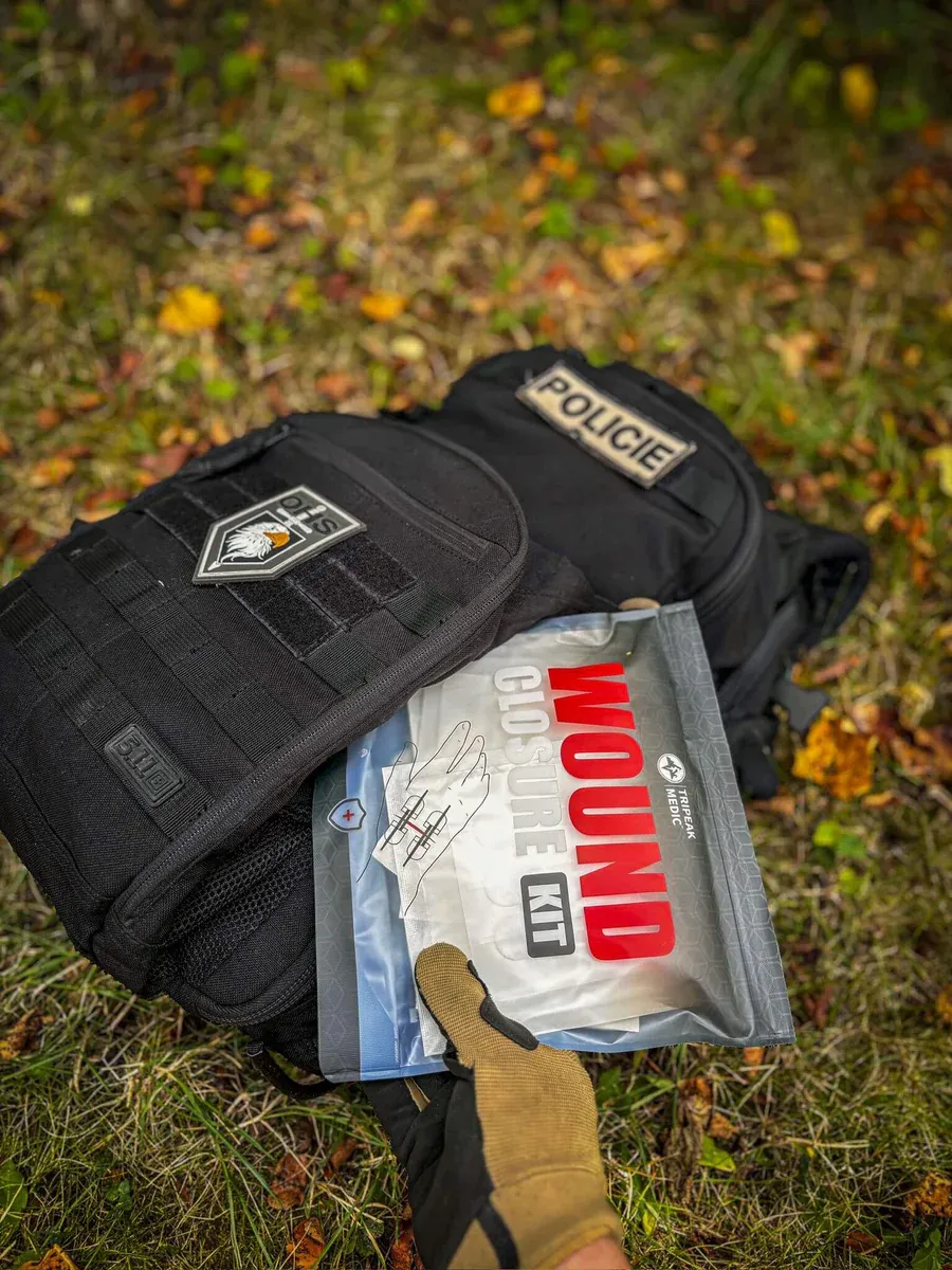 imgi_80_Advanced_Wound_Closure_Kit_-_45216_900x